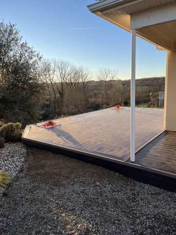 Terrasse en composite après réalisation