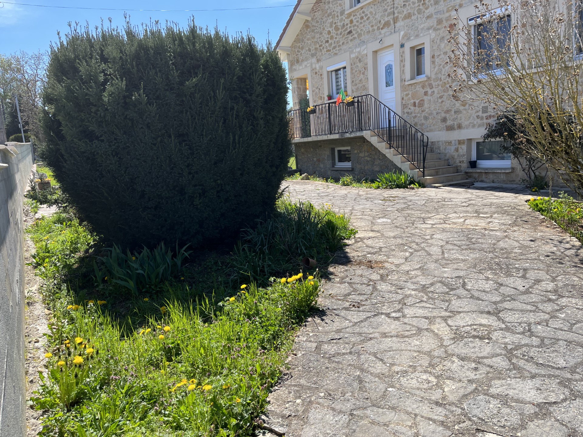 Aménagement d’une entrée avant